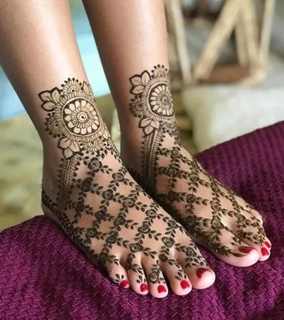 leg-mehandi-work